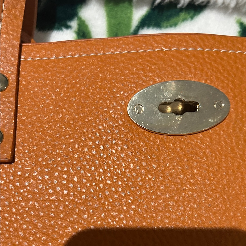 BCBG Paris  Tote - Picture 6 of 10